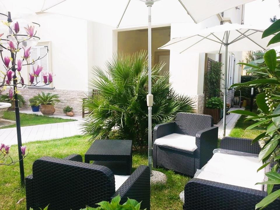 Villa Sante Residence ペザロ エクステリア 写真