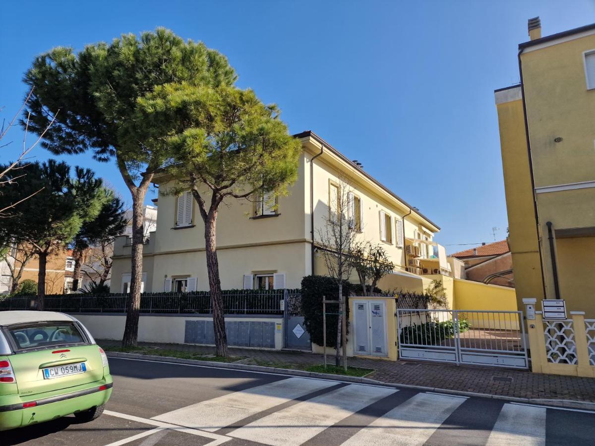 Villa Sante Residence ペザロ エクステリア 写真
