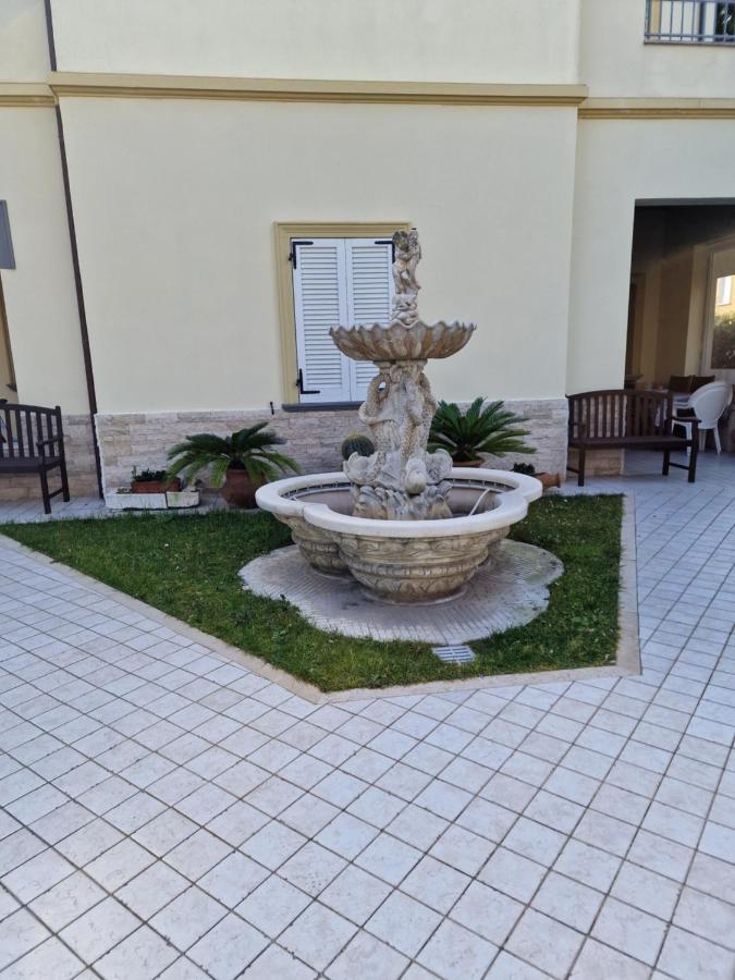 Villa Sante Residence ペザロ エクステリア 写真