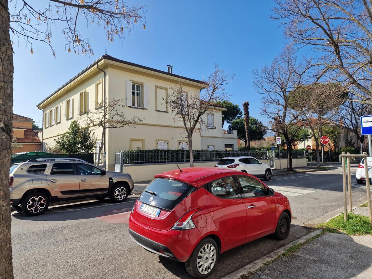 Villa Sante Residence ペザロ エクステリア 写真